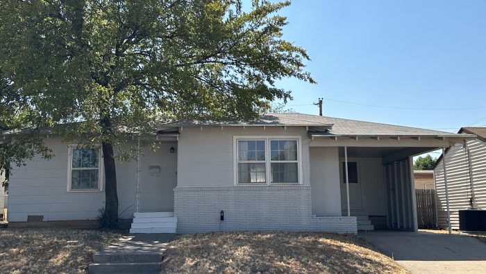 802 E 16th 802 E 16th